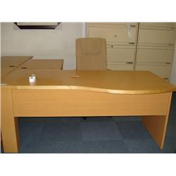 Oak Executive L-Shaped Semi-bow Desk