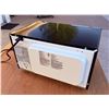 Image 13 : HAMILTON BEACH MICROWAVE - APPEARS NEW