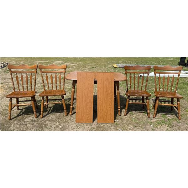 DINING TABLE WITH FOUR CHAIRS AND TWO LEAVES