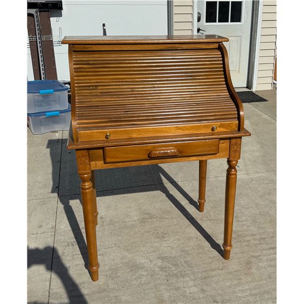 PETITE ROLL-TOP DESK - SUPER CUTE