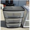 Image 2 : LOT OF PLASTIC STORAGE BINS AND A METAL SHELF
