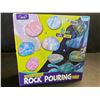 Image 2 : 1 Laoese 2-in-1 Rock Painting Art Kit - Glow In The Dark Rock Painting/Arts & Crafts Kit - New