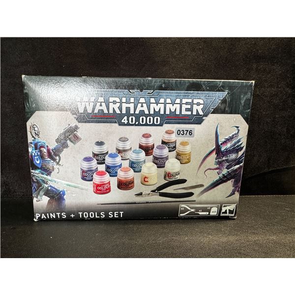 1 Set of Warhammer 40,000 Paint and Tool Set - New