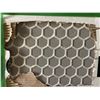 Image 2 : 5 Pallets of Hexagon Tile (30cm x 52cm)