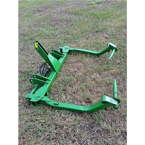John Deere Three-Point Hitch Round Bale Unroller