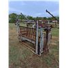 Image 2 : Cattle Squeeze - 8Ft x 3Ft x 6Ft
