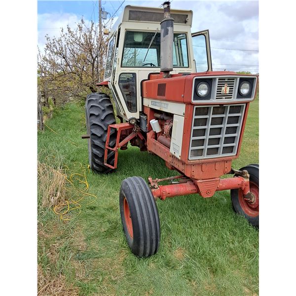 International 966 Farmall Tractor