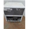Image 4 : * Emerson Mini Fridge - 17.5" x 18.5" x 19.5"  - Powers On - Pickup Only