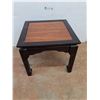 Image 1 : * Wooden End Table 18" x 18" x 15" - Pickup Only