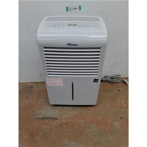 * Premiere Portabe De-Humidifier - Tested - 14" x 11" x 22" - Pickup Only