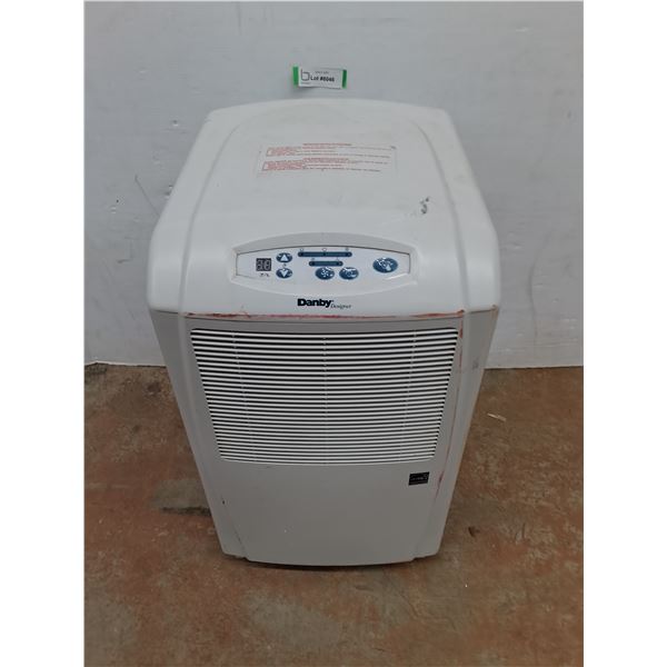 * Danby Designer De-Humidifier - Tested - 13.5" x 16" x 24" - Pickup Only