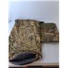 Image 3 : (2) Realtree Bags, Outbound Bag on Wheels, Columbia Men's Pants-42 Long