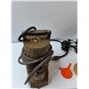 Image 2 : Assorted Items - Water Pump,(2) Speakers, (3) Funnels
