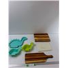Image 1 : (3) Cutting Boards, (3) Kids Trays