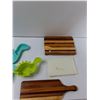 Image 3 : (3) Cutting Boards, (3) Kids Trays