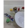 Image 2 : Glass Bowl, Spice Jars, Las Vegas Flask, Misc