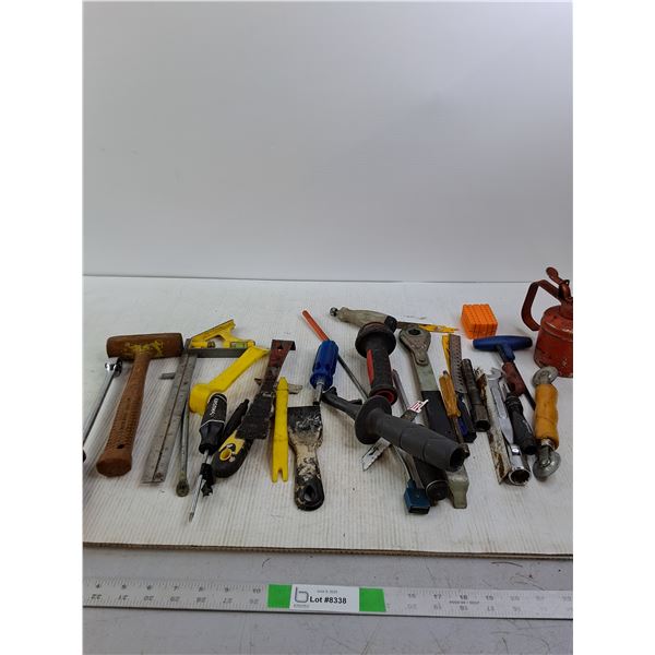 Tools, Screwsdrivers, Hammer, Saw Blades