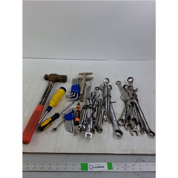 Hammer, Allan Wrenches and Metric (SAE) Wrenches