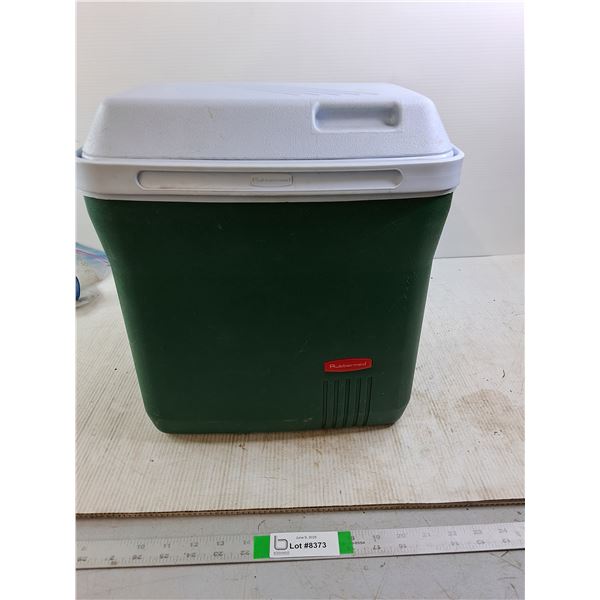 Rubbermaid Cooler (15.5"×14"×8" )