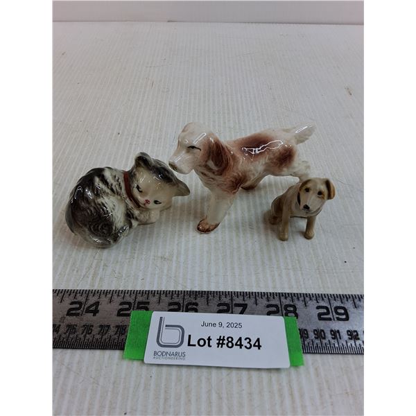 (3) Ceramic Ornaments