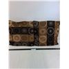 Image 1 : Pair of Throw Pillows