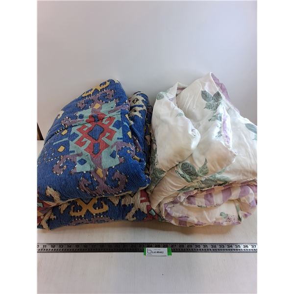 (2) Bed Spreads 6' x 5', 6' x 4'