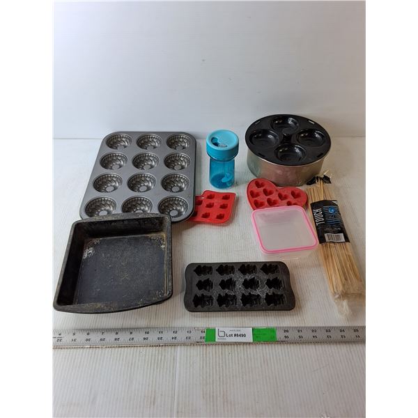 Kitchen Lot- Egg Poacher- As Is, Baking Molds, Bamboo Skewers, Misc.
