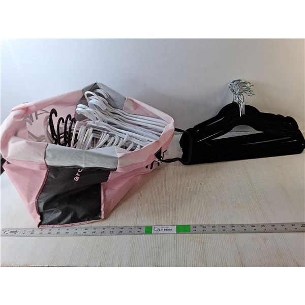 Ardene's Bag & Hangers