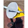 Image 3 : **Satellite Dish-Cannot Ship