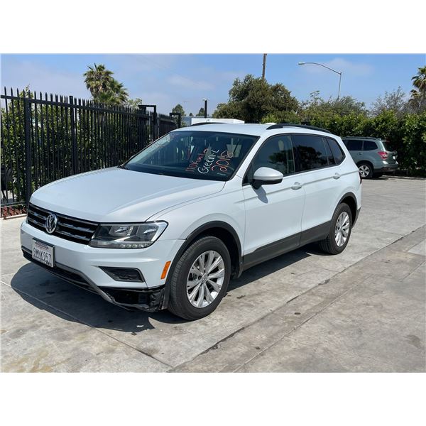 VOLK TIGUAN 2018 O/S-WAIT/TITLE