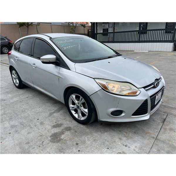 FORD FOCUS 2014 SALV T/DONATION
