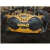 Image 1 : DeWalt Job Radio