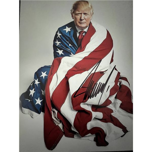 US President Donald Trump signed photo