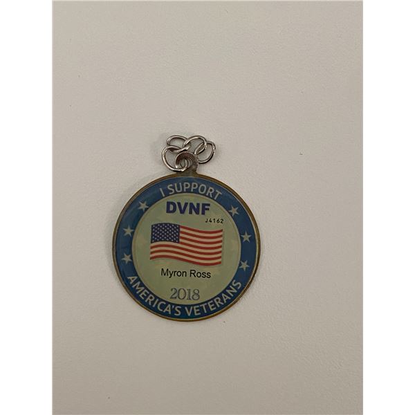 I Support America's Veterans pin