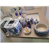 Image 3 : Blue & White decor A