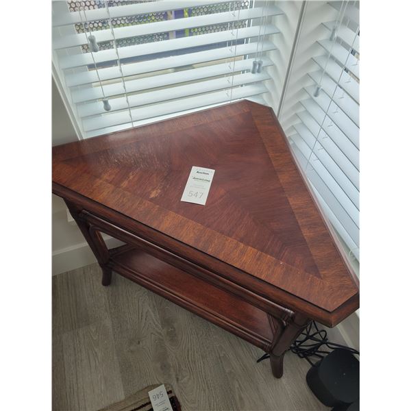 Ethan Allen Corner Table C