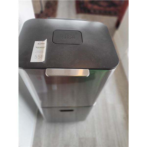 Joseph Trash Receptical B