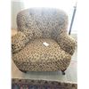 Image 1 : Arm Chair A