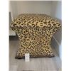 Image 1 : Leopard Print Stool A