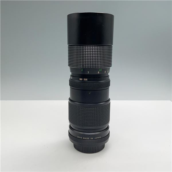 Vivitar 85-205mm Zoom Lens with Case