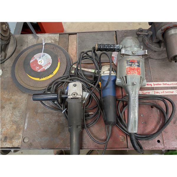 Sander (2) angle Grinders (5) Sand Disks
