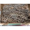 Image 3 : Box of variety of chains