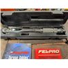 Image 2 : Vintage Torque Wrench / 1/4 "Dr. Torque Wrench Kit w/ Torgue guide books