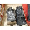 Image 2 : Parts Washer/2 Pairs Of Gloves/Apron/Accessories