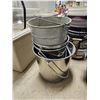 Image 2 : Misc Pails/Heated Pails/Stainless Steel Pails