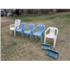 Image 6 : (5) Lawn Chairs (3) go together (2) Chair side holders