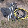 Image 1 : Tubing and chicken wire