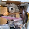 Image 2 : Various items