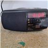 Image 2 : Small radio