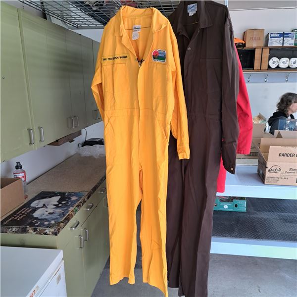 2 coveralls size R and 44